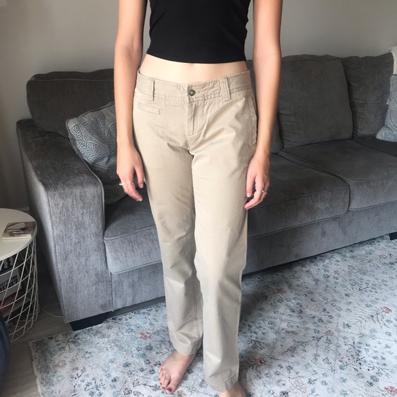 Gap - Straight Leg Khaki Pants - Picture 9 of 9